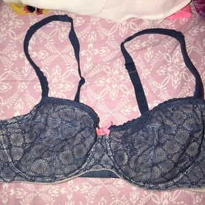 Victoria’s Secret bra
